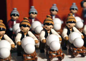 Ulmik Winterkinder farbig Detail