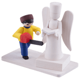 Junge mit Schneeskulptur gebeizt Ulmik