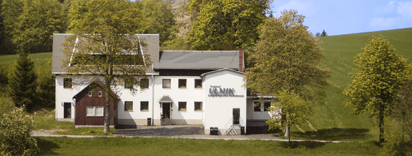 Über die Firma Ulmik